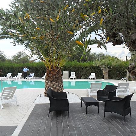 Hermes Hotel بوليكورو المظهر الخارجي الصورة